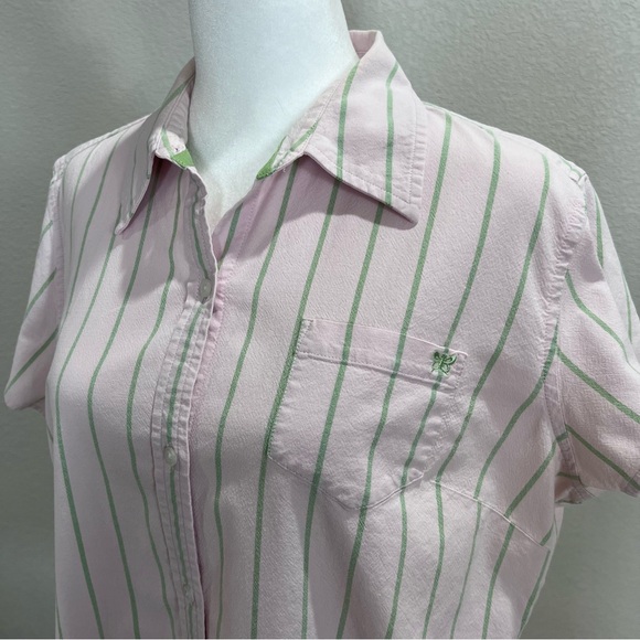 Women’s Buttons Down Short Sleeve Shirt - Large - Picture 7 of 11